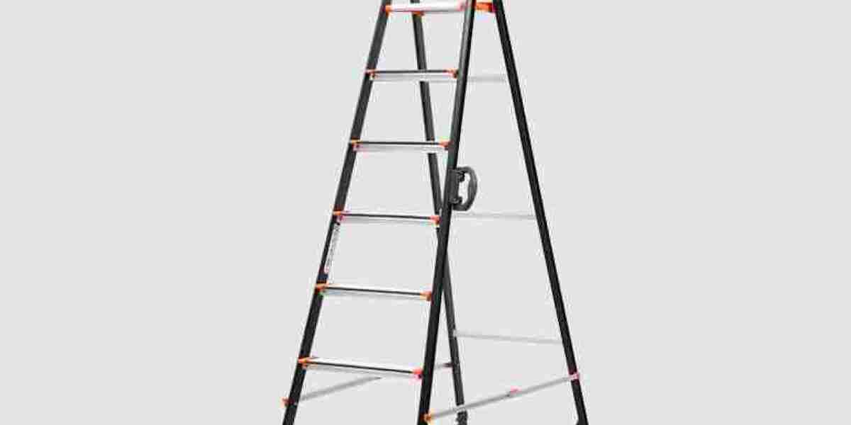 Why OEM Aluminium Step Ladders Are Ideal for Industrial Use