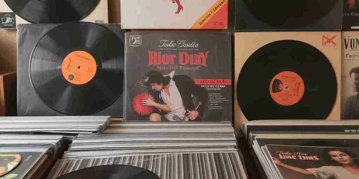 EMI vs. Polydor: Which Pressings Are More Valuable?