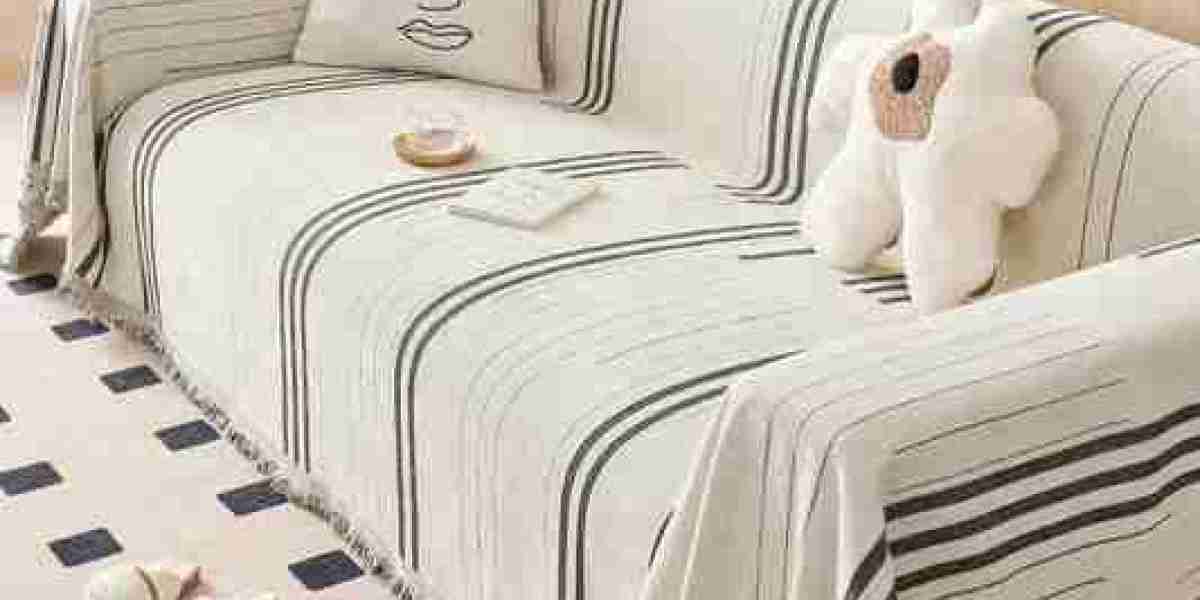 What Are Couch Covers and What Benefits Do They Offer Your Home?
