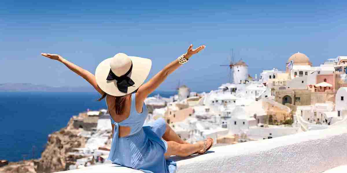 Best Time to Travel to Greece – Seasonal Guide for a Perfect 2025 Vacation