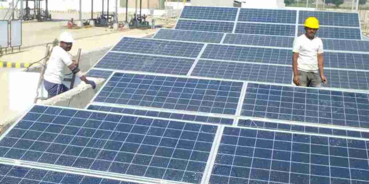 Commercial Solar Solutions in Pakistan: Powering Businesses Toward a Greener Future