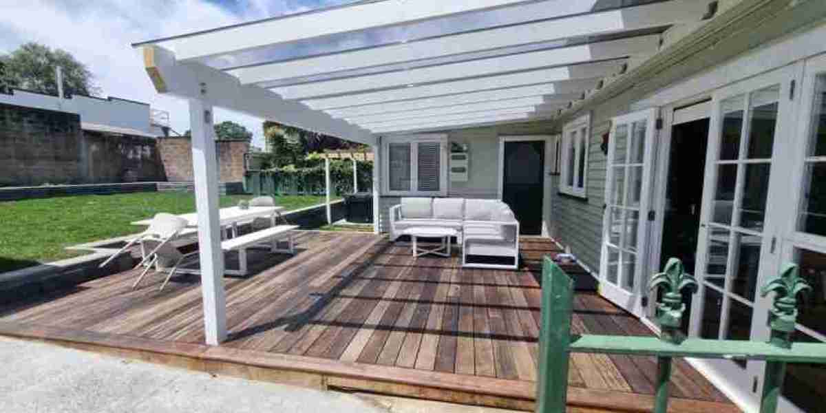 Design the Perfect Outdoor Retreat with a Custom Pergola