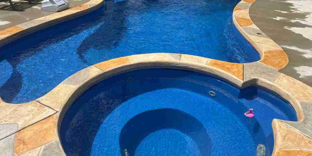 Professional Pool Maintenance in Houston: Clean, Safe, and Swim-Ready