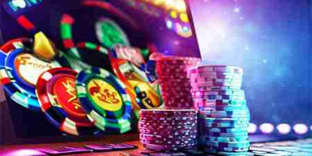 Experiência de usuário: feedback de sites como SlotCatalog, SlotsTemple e CasinoTreasure