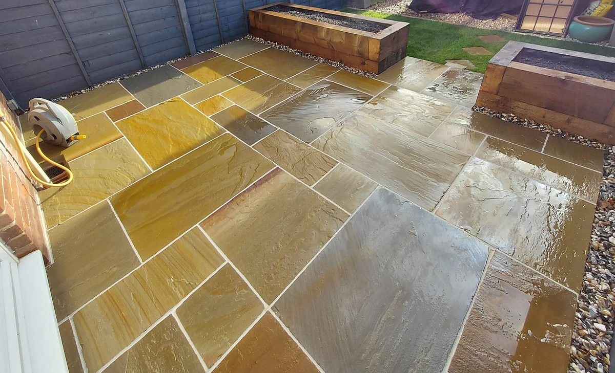 Buy Durable Camel Dust Indian Sandstone Paving for Your Home