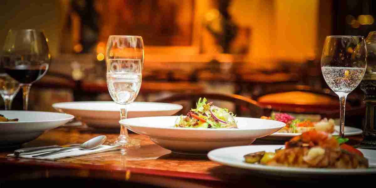From Our Kitchen to Your Heart: The Flavors of Spice Hut Indian Cuisine