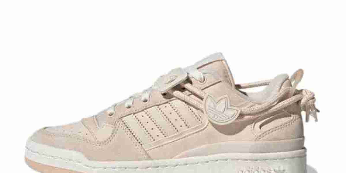 อาดิดาส: จากสปอร์ตแวร์สู่สตรีทแฟชั่น