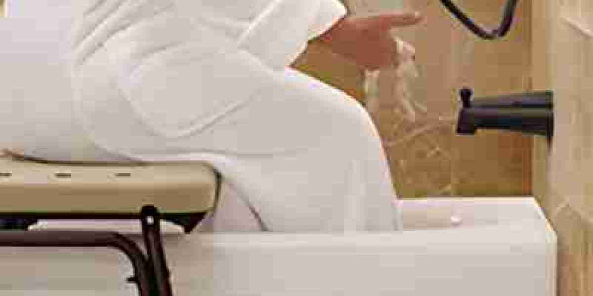 “Ramp for Above Ground Pool: How to Improve Safety and Comfort This Summer”