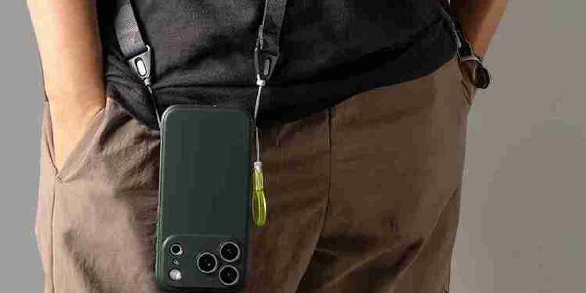 Get iPhone 17 Pro Max Cases Built for Everyday Use & Fashion