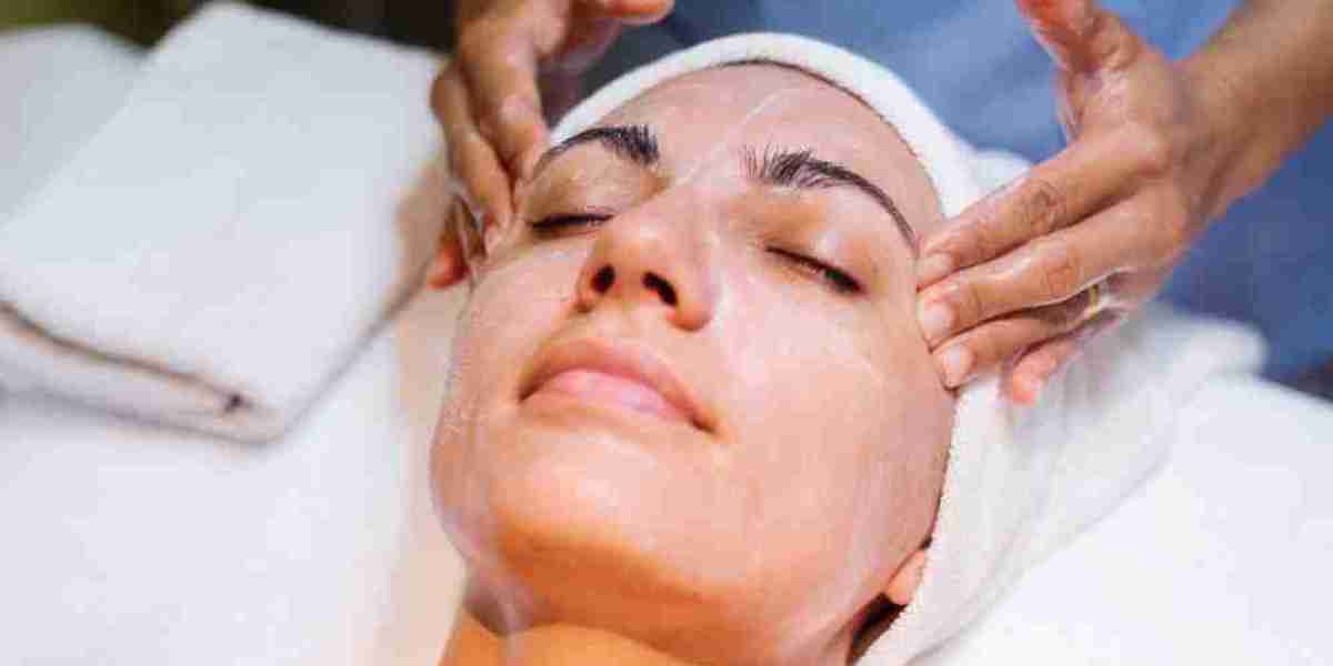 Chemical Peel in Delhi – Get Clear, Smooth & Brighter Skin at AAYNA Clinic