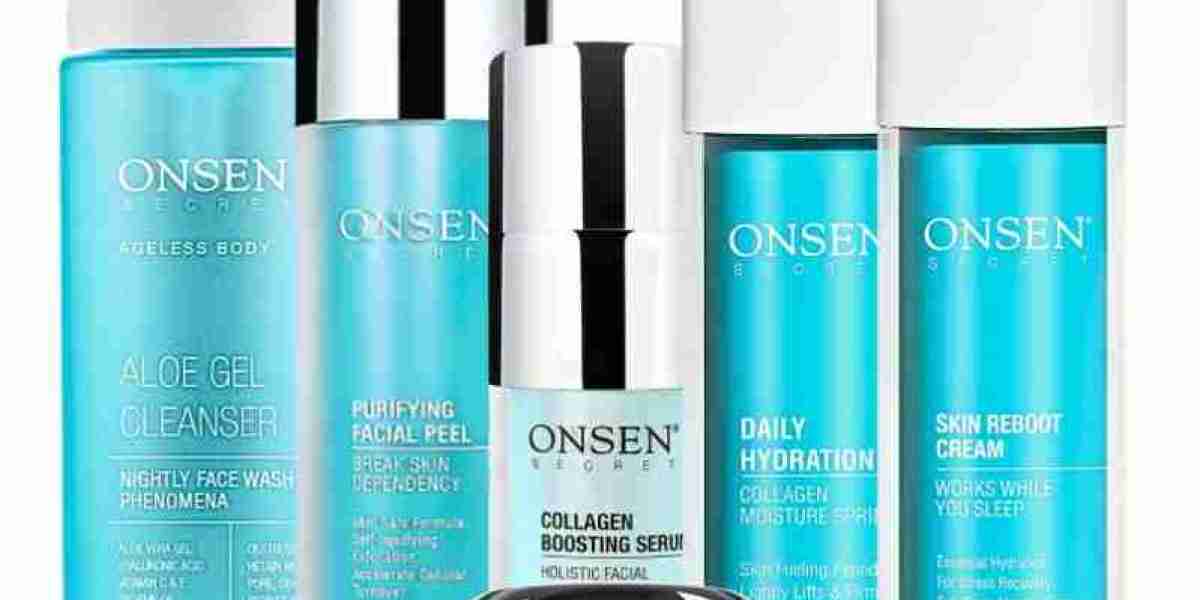 Top Benefits of Using a Hydrating Face Cleanser Every Day