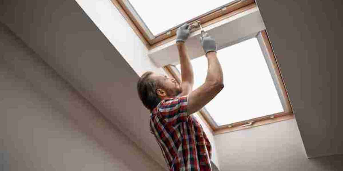 Understanding the Different Types of Skylights (Fixed, Vented, Tubular)