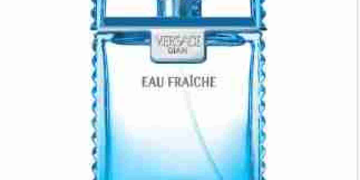 Versace女香推薦｜打造專屬優雅香氣的必入手清單