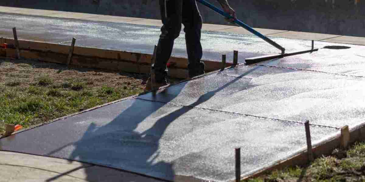 how to hire a concrete contractor for driveway installation