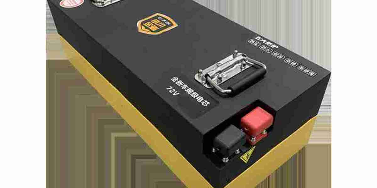 Balancing Act: The Chemistry and Management of Electric Motorcycle Batteries