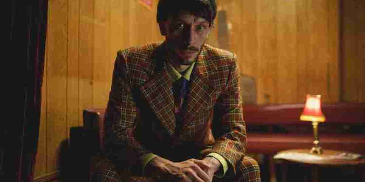 Baby Reindeer – A Gripping Tale of Obsession