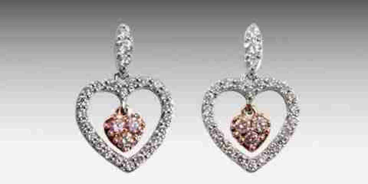 Elegance Redefined: The White Opal Silver Ring