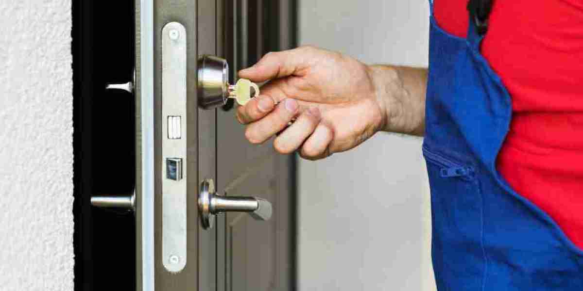 Locksmith Dubai Services Explained for Homes, Cars, and Offices