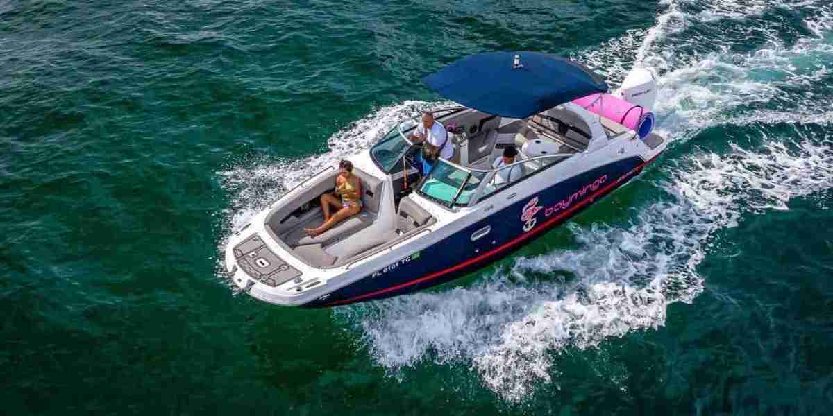 Fort Lauderdale Boat Rental Guide: How to Choose the Perfect Boat for an Unforgettable Day on the Water