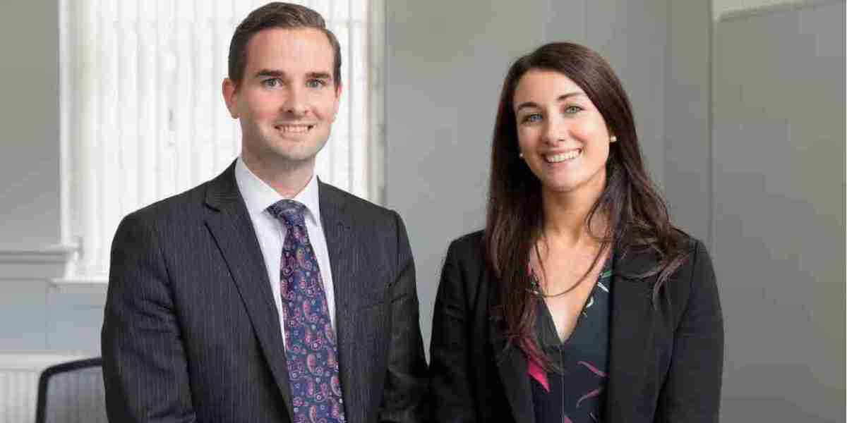 A Nationwide Perspective: Finding the Best Immigration Solicitors in UK