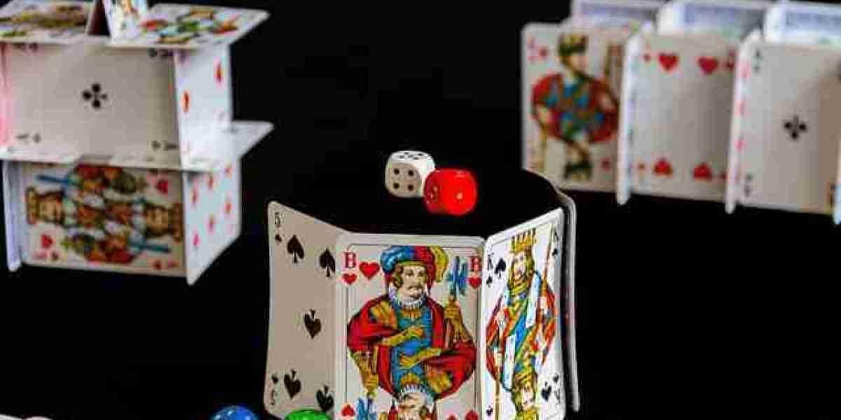 The Role of Blockchain Transparency in Enhancing Player Trust and Fairness in Online Casinos: Anticipating the Evolution