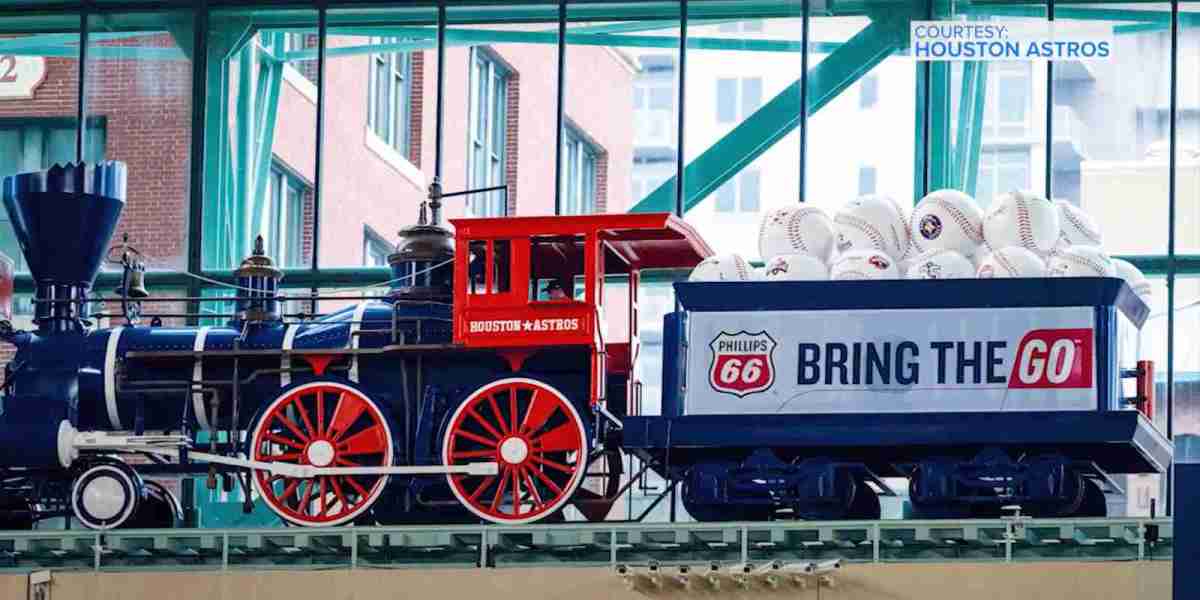 The Future of Event Signage: Interactive Displays & Experiential Branding