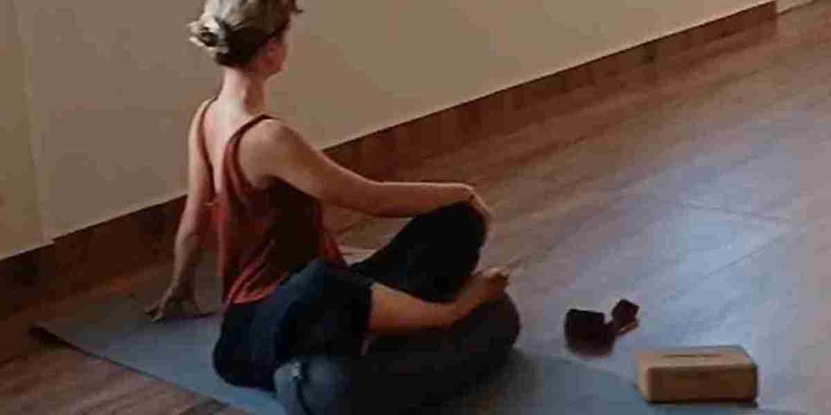 85 Hour Prenatal Yoga Teacher Training Mysore – A Focused Program for Safe & Supportive Teaching
