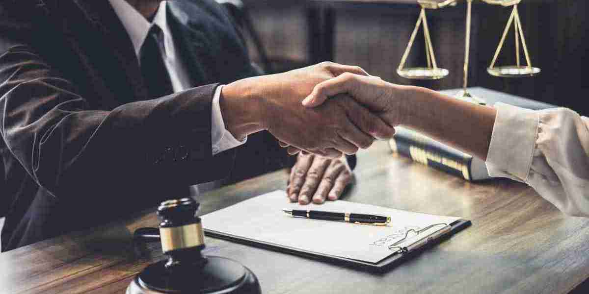 Defending Your Right to Remain: Why 2026 Demands the Best UK Immigration Lawyers
